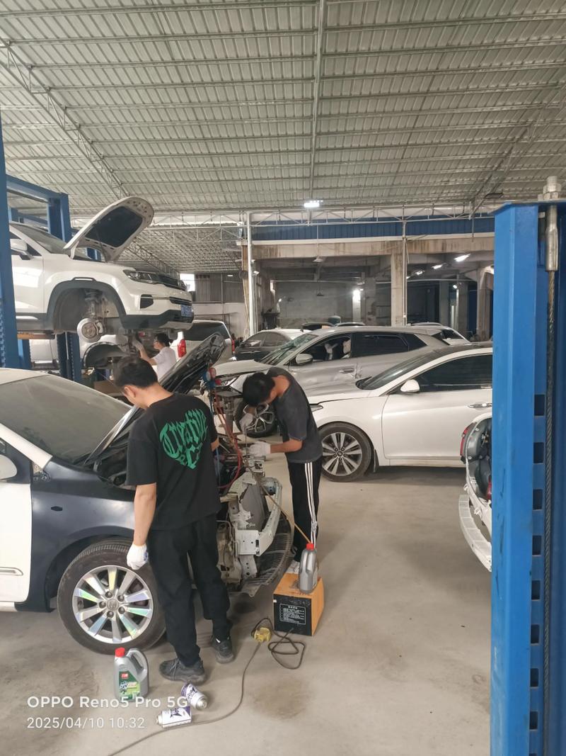 汽车4S店的专业安装与维护服务